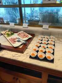「橫濱洲際酒廊：無限供應飲品，晚上有現做Pizza」
