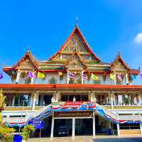สักการะสิ่งศักดิ์สิทธิ์วัดราษฎร์ศรัทธา