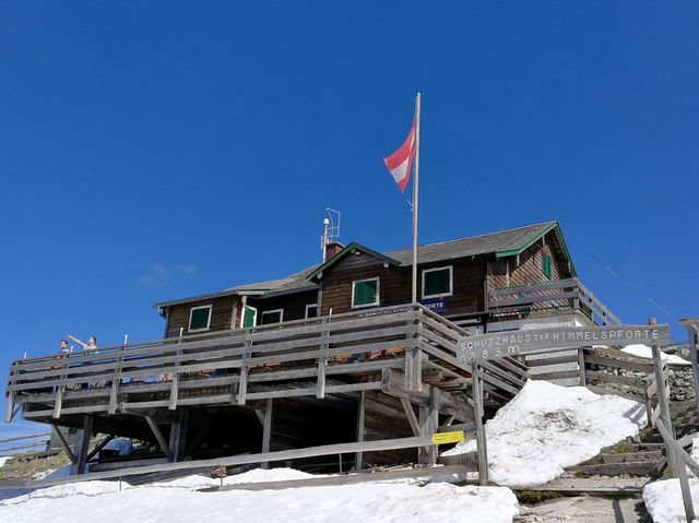 A Timeless Alpine Escape of Majestic Views and Tranquil Waters: St. Wolfgang