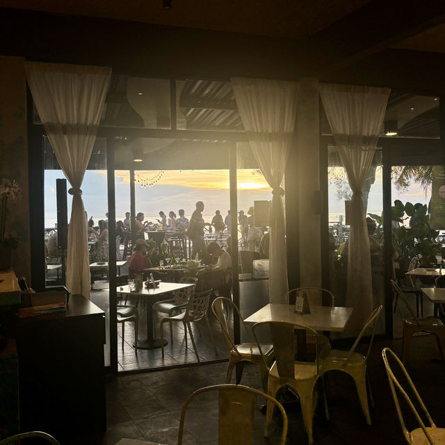 일몰과 함께하는 낭만, 코타키나발루 ZING Sunset Bar