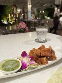 Moon river silk dining restaurant 