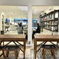 awor.coffee and the showroom