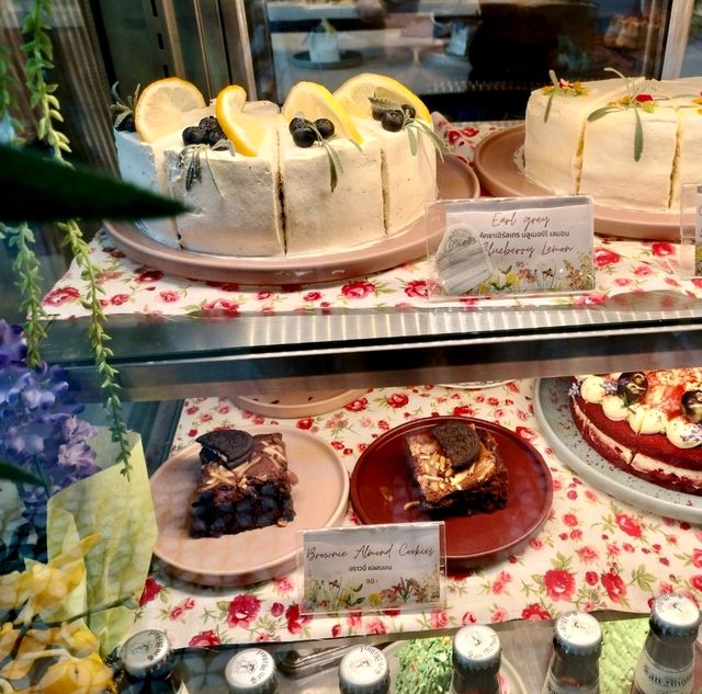 🎅คาเฟ่นั่งชิล Toplofty Cafe เขาใหญ่