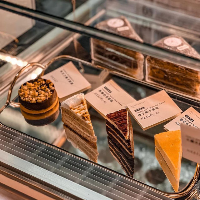 The Bathtub Cafe And Dining Tsim Sha Tsui