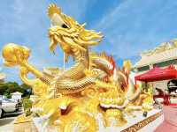 ตรุษจีนกราบขอพรเจ้าแม่กวนอิม เสริมมงคลชีวิต