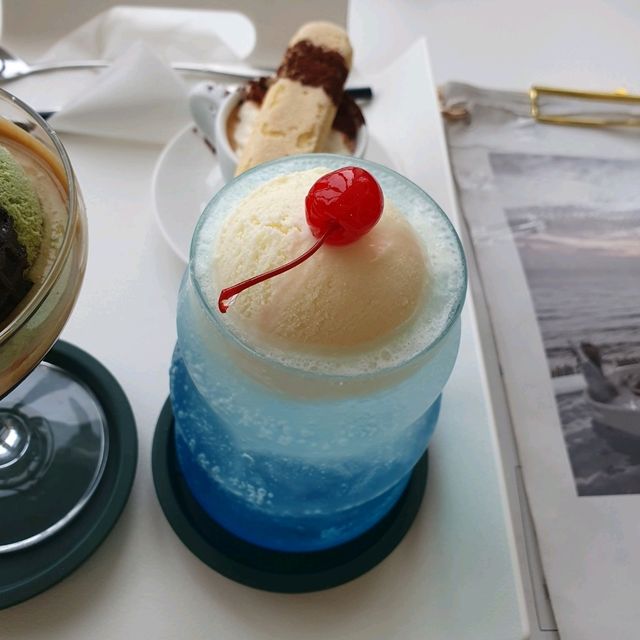 애월더선셋에서 만나는 감성적인 바다 뷰와 디저트☕️