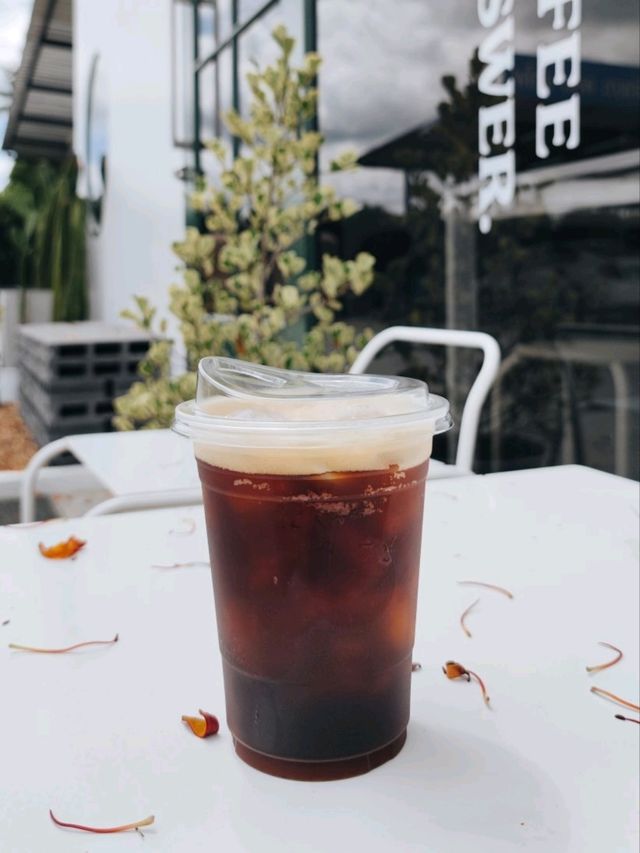 LITTLE PANTRY - SALAYA คาเฟ่ศาลายา