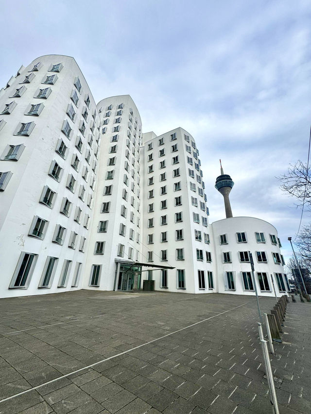 The vibrant city of Düsseldorf 