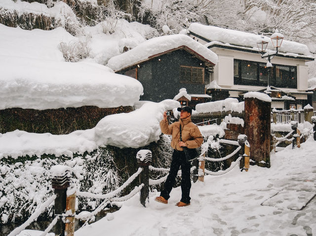 Ginzan Onsen  หมู่บ้านออนเซ็นท่ามกลางหุบเขา🏔️