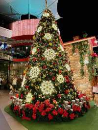 A Magical Christmas at The Waterfront, Desa ParkCity! 🎄✨