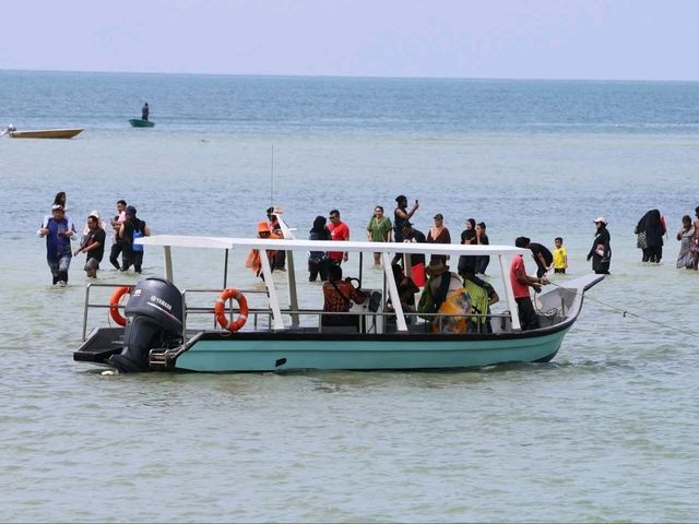 The Ebbing Water Phenomenon on Pangkor Island