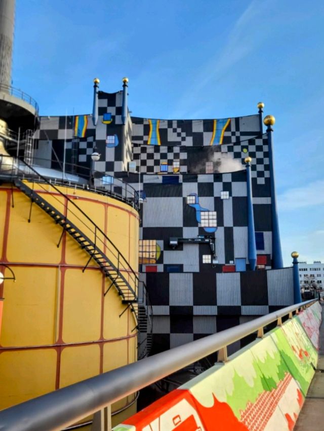 顛覆刻版印象，藝術與環保的最佳結合：維也納焚化爐電廠 Spittelau Incinerator