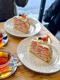 Strawberry Lover’s Paradise: Afternoon Tea LOVE & TABLE Omotesando