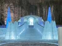 氷の幻想的な街　ICE VILLAGE