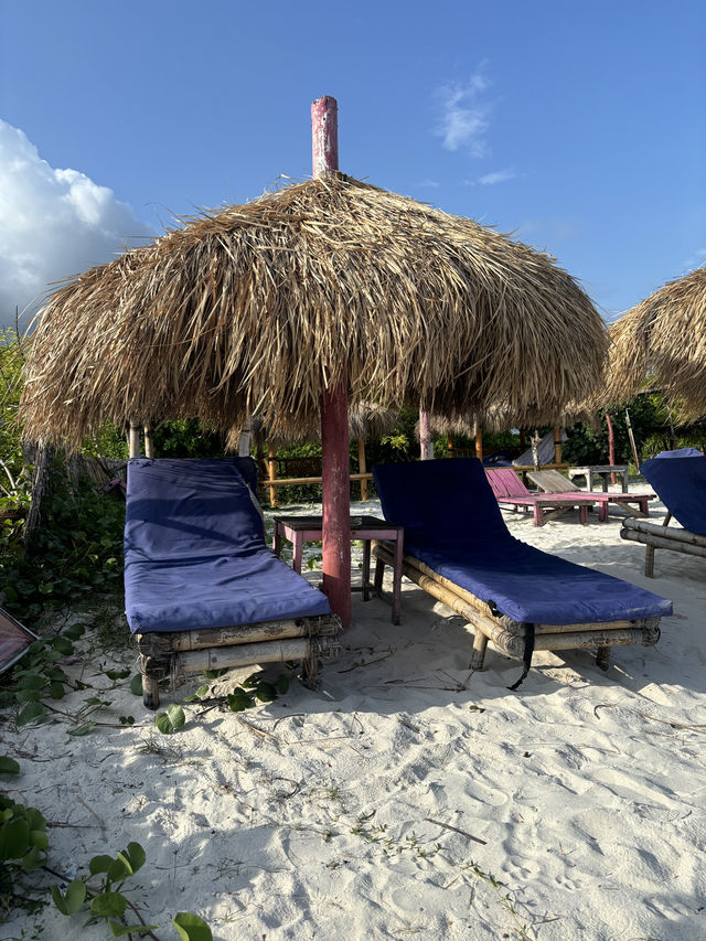 Sun, Sand, and Surf: A Perfect Day at Pink Swing Resto ☀️🏝️