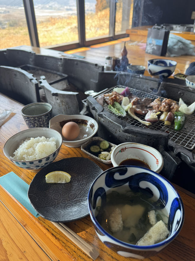 【熊本旅行】阿蘇の雄大な景色を見ながら囲炉裏を囲んで釜戸ご飯🍚
