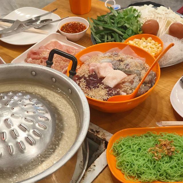 ป.หมูกระทะ สาขาลาซาล หมูกระทะจัดเต็ม