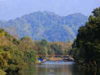 Vang Vieng เสน่ห์เมืองลาว
