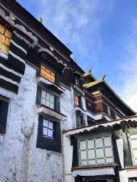 Tibet’s Spiritual Heart 扎什伦布寺 Shigatse