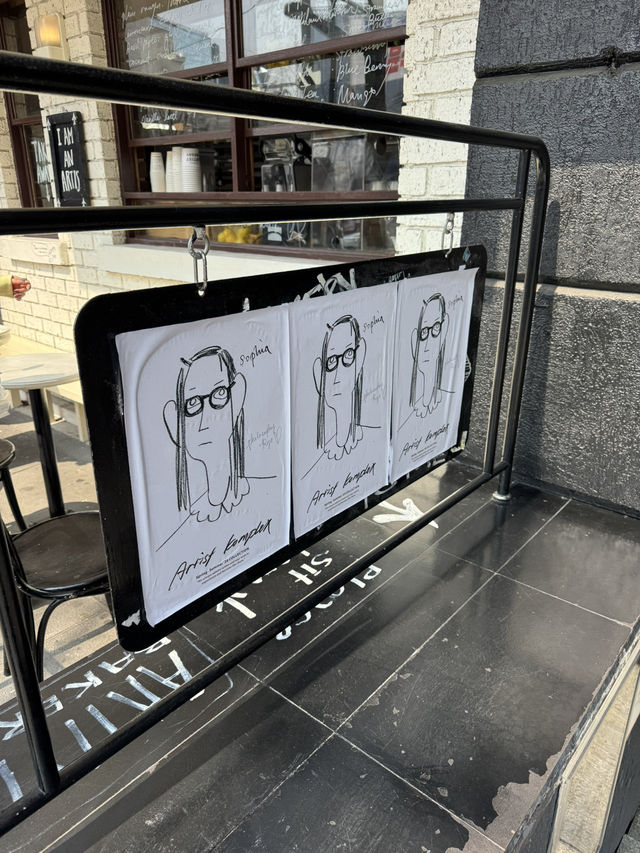 連日行列！大人気の塩パンカフェ