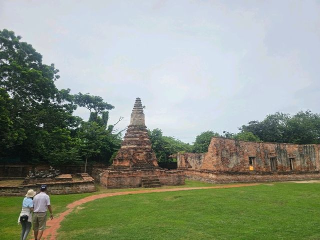 เที่ยววัดพุทไธสวรรย์ กราบหลวงปู่หวล เกจิดัง