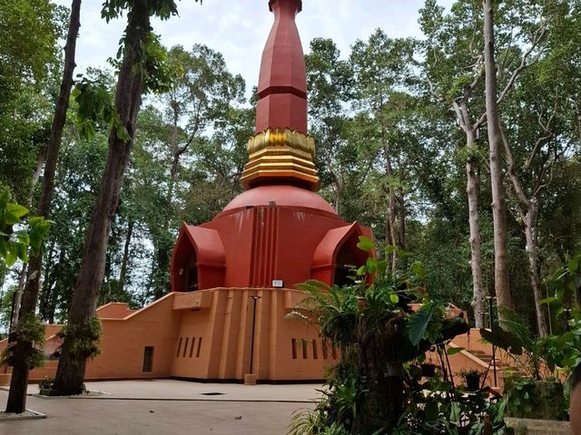 อุบลราชธานี จังหวัดที่มี 2 เมืองหลวง
