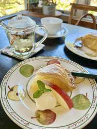 Spring Escape to Tia Tree – Apple Pie in Nature’s Embrace