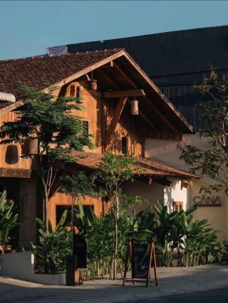 Cà Na House by bit