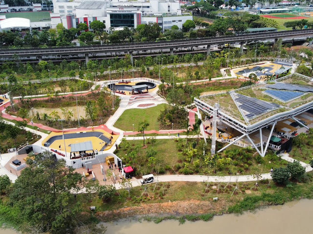 🛹 Concrete Playground: Skating, Sunshine & Good Vibes at Lakeside Garden, Singapore!