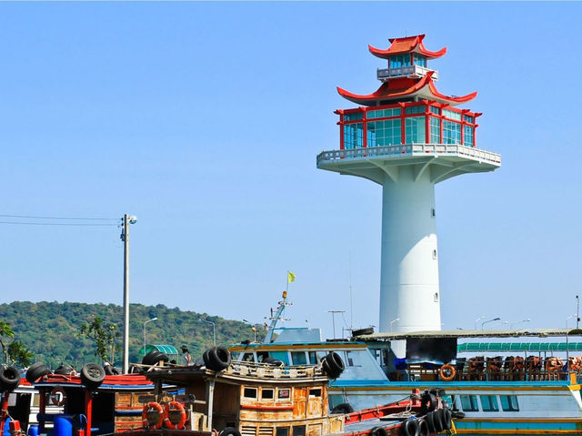 🌊🍜 SI RACHA WEEKEND ESCAPE: Seafood Feasts & Island Adventures! 