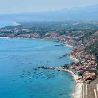 🌊✨ Isola Bella: A Spring Paradise in Taormina’s Embrace! 🌿🏝️