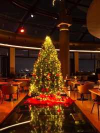 Sipping cocktails 46 floors up-Cielo