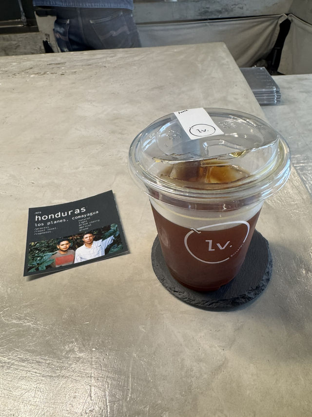 lv.leveling ลาดพร้าว คาเฟ่เล็กๆ ดีย์ ชิลล์
