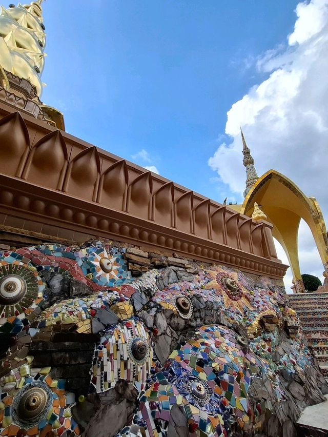 พระเจ้าห้าพระองค์ @ วัดพระธาตุผาซ่อนแก้ว