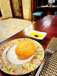 Castle Cravings & Candlelit Nights – Dine in Style at Bistro Cascata!