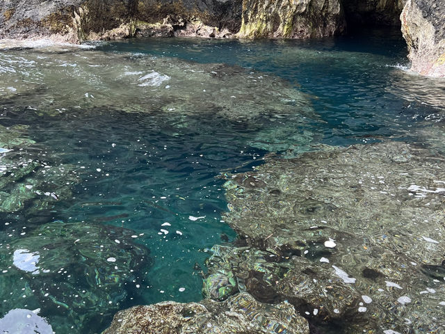 綠島柚子湖｜史前遺址與海蝕奇景交織的秘境灣澳 