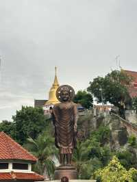 วัดเกาะลอยศรีมหาราชา จังหวัดชลบุรี✨