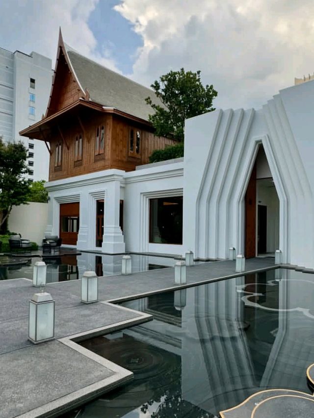 🌿 Tranquil Luxury in the Heart of Bangkok: The Sukhothai Hotel 🌿