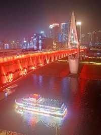 重慶🇨🇳 探索這座城市的日與夜 😍