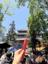 วัดหลิงอิ่น (Lingyin Temple) ทะเลสาบซีหู
