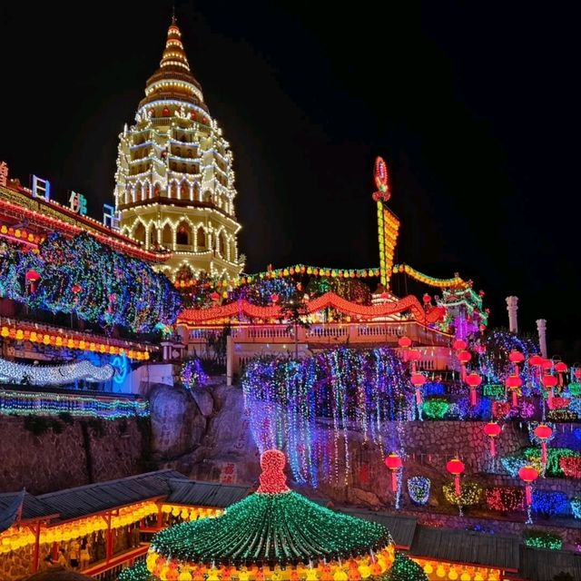 Glowing Vibes & Lantern Dreams