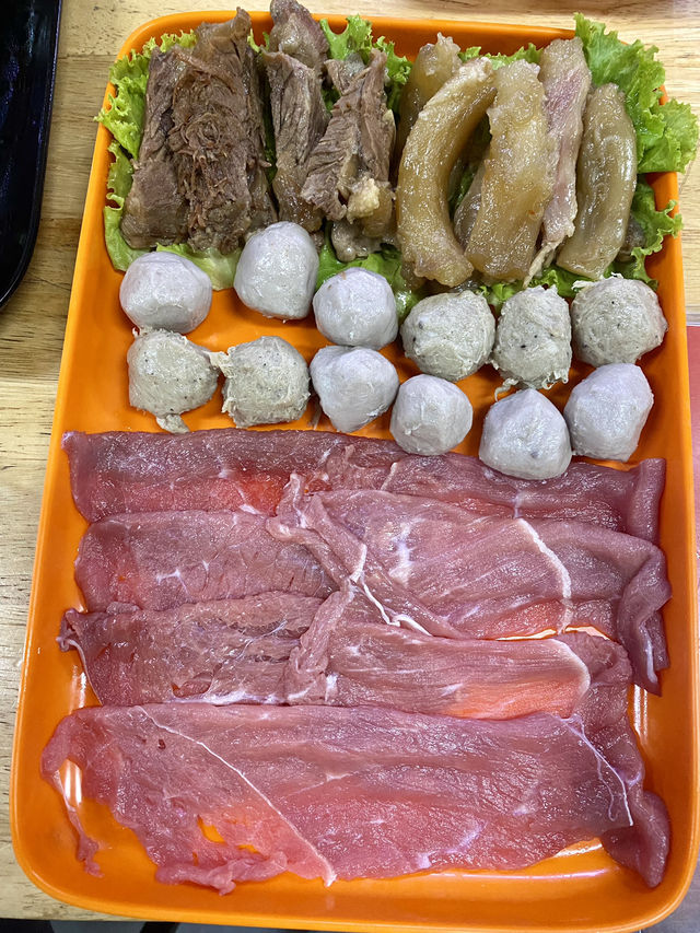ร้านเนื้อตุ๋นที่คุ้มค่า คุ้มราคา