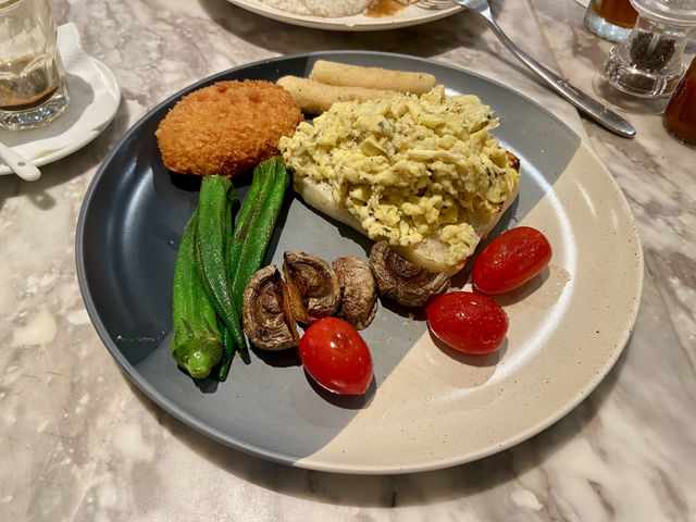 香港隱世Cafe✨🤫 秘密花園1981咖啡店☕️ 鬧巿中的寧靜清泉與雅緻西餐小店🍽️ 