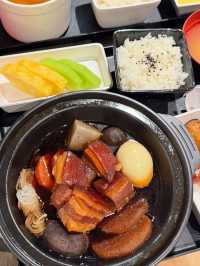 【🔥跑馬地夜馬必去！「先駿廊」餐廳露台歎美食+零距離睇賽事🏇】