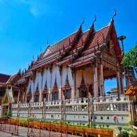 ไหว้พระและสักการะหลวงพ่อนรงค์แห่งวัดมะเกลือ