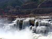น้ำตกหูโข่วในแม่น้ำเหลือง (Hukou Waterfall) 