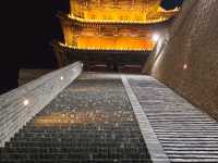 แสดงไฟแสงสีบนกำแพงเมืองโบราณต้าถง