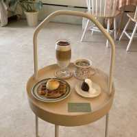 Chapter one Cafe