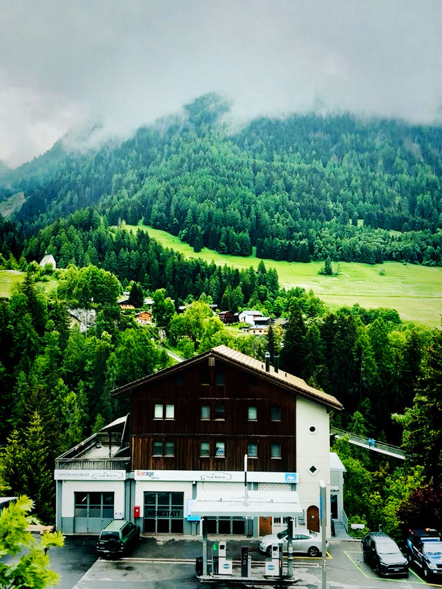 Täsch: “Affordable Gateway to Zermatt with Seamless Train Access