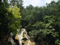 エメラルドグリーンの楽園、タートクワンシー滝。🌿💧